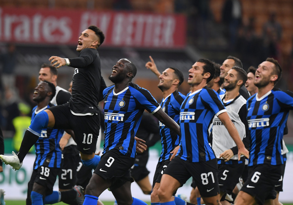 不同于皇马，每体：桑坦德竞技将在国王杯中向巴萨列队致敬