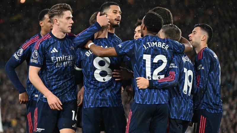 保罗和快船分道扬镳后，湖人接盘？