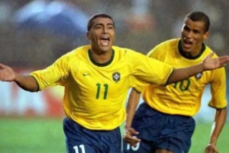 手面对对手 手面对对手